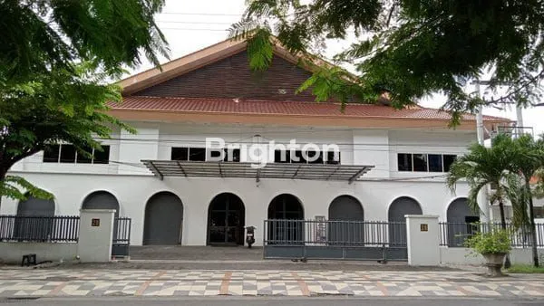 image GEDUNG LOSS TENGAH KOTA SURABAYA EX SHOWROOM MULTIFUNCTION HALL BALAI DEKAT TUNJUNGAN PLAZA TP GENTENG (2)