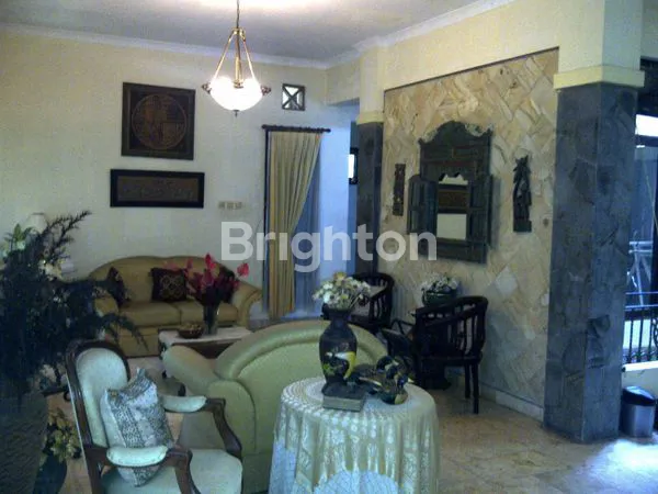 image RUMAH HOOK 2 LANTAI HALAMAN LUAS DEKAT STASIUN  DI SELAKOPI BOGOR (5)