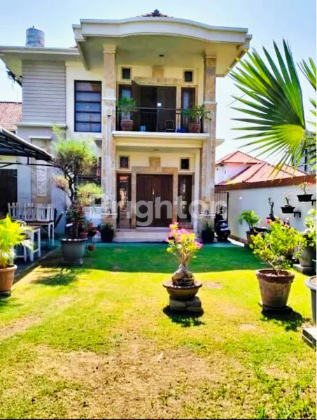 image RUMAH MEWAH 2 LANTAI DI JANTUNG KOTA RENON, SHM, 350M² (2)
