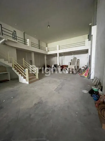 image RUKO 2 LANTAI RAYA LIDAH WETAN (2)