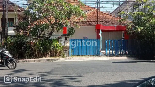 RUKO EX STUDIO FOTO 2 LANTAI DI JALAN ANGSOKA DENPASAR