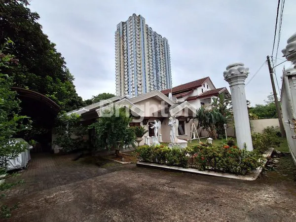 image CEPAT MURAH DENGAN HALAMAN LUAS SANGAT COCOK UNTUK SEKOLAH RUMAH IBADAH KANTOR DI DEPOK KOTA DEPOK (1)