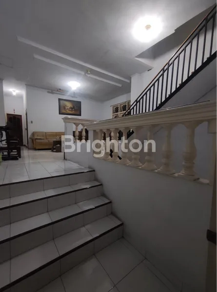 image HUNIAN LUAS DAN STRATEGIS DI KAWASAN BRIGJEND KATAMSO, MEDAN (7)