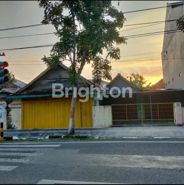 image RUMAH LOKASI STRATEGIS (2)