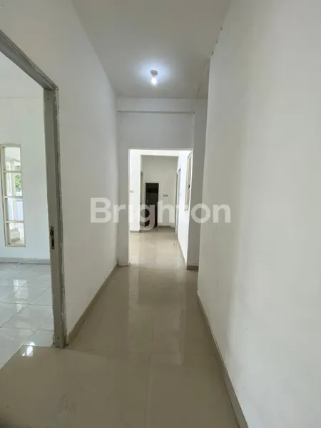 image RUMAH TERAWAT SIAP HUNI 1 LANTAI DI BLUKID RESIDENCE SIDOARJO (2)