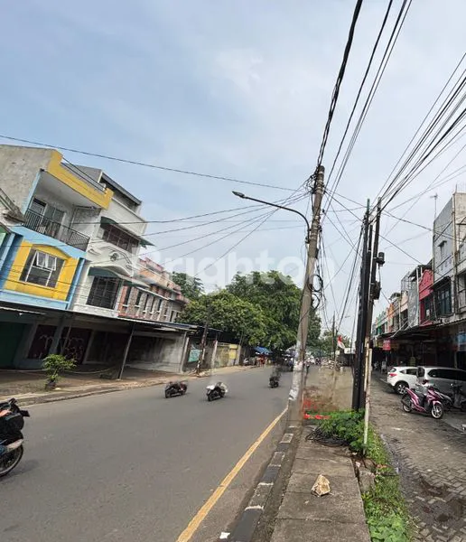 image RUKO 2 LANTAI STRATEGIS DEKAT PASAR CIMANGGIS, SHM, JALAN UTAMA (2)