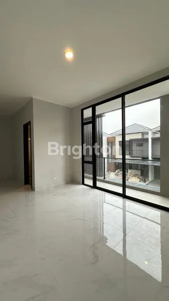 image RUMAH PIK2 KUNINGAN VILLAGE BRAND NEW (4)