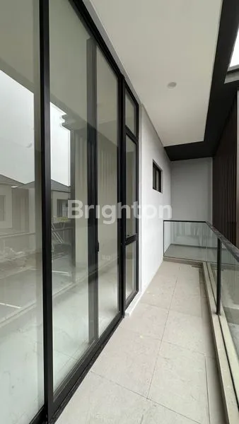 image RUMAH PIK2 KUNINGAN VILLAGE BRAND NEW (5)