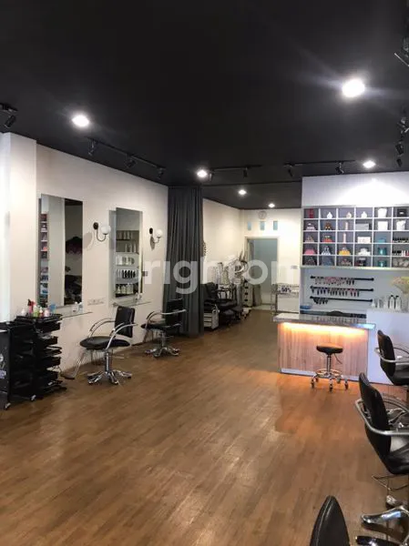 image RUKO PREMIUM 3 LANTAI DI JANTUNG BISNIS RENON (8)