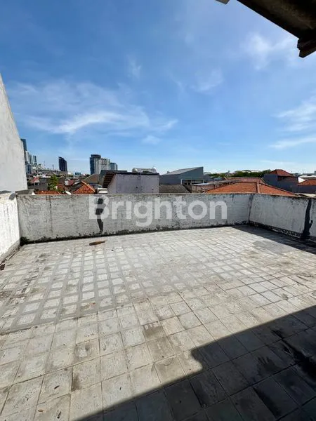 image RUKO 3 LANTAI STRATEGIS DI PENELEH, DEKAT TUNJUNGAN PLAZA (6)