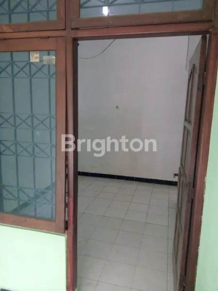 image RUMAH SIAP HUNI LOKASI STRATEGIS DISOLO BARU (5)