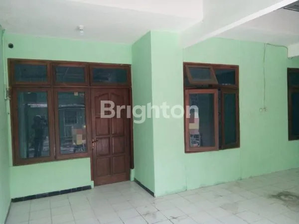 image RUMAH SIAP HUNI LOKASI STRATEGIS DISOLO BARU (2)