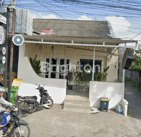 EX COFFEE SHOP STRATEGIS DI JALAN ULUWATU BALI
