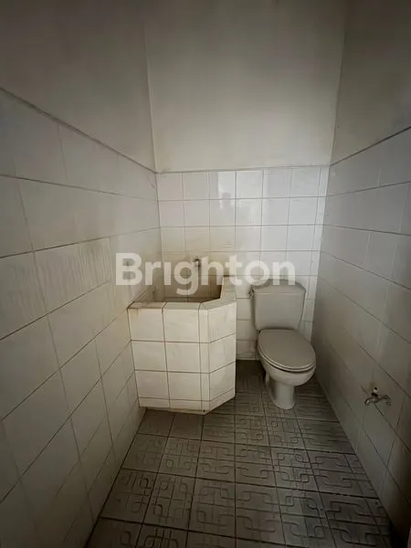 image RUKO 3 LANTAI STRATEGIS DI PENELEH, DEKAT TUNJUNGAN PLAZA (4)