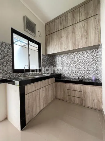 image RUMAH SIAP HUNI PLUMERIA RESIDENCE.GRAHA BINTARO (3)