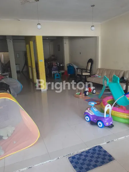 image BUTUH SEGERA LAKU RUMAH 1,5 LANTAI. PERUMAHAN ELIT WISMA MUKTI ROW JALAN 3 MOBIL (2)