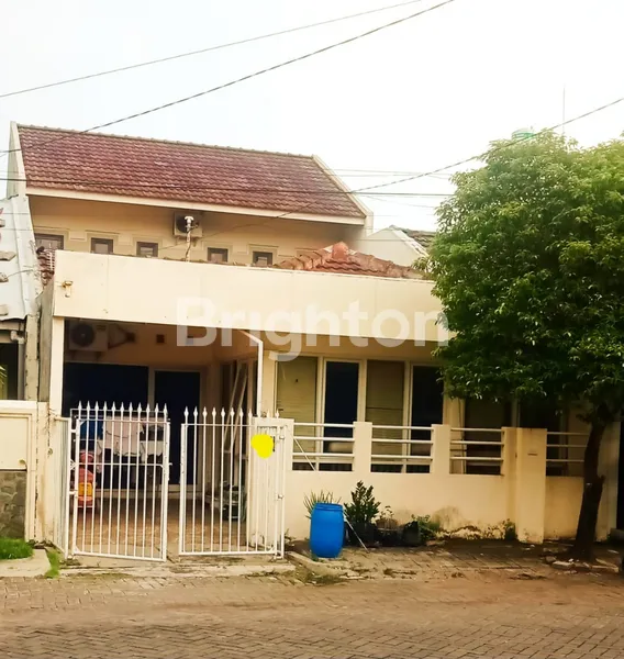 image BUTUH SEGERA LAKU RUMAH 1,5 LANTAI. PERUMAHAN ELIT WISMA MUKTI ROW JALAN 3 MOBIL (1)