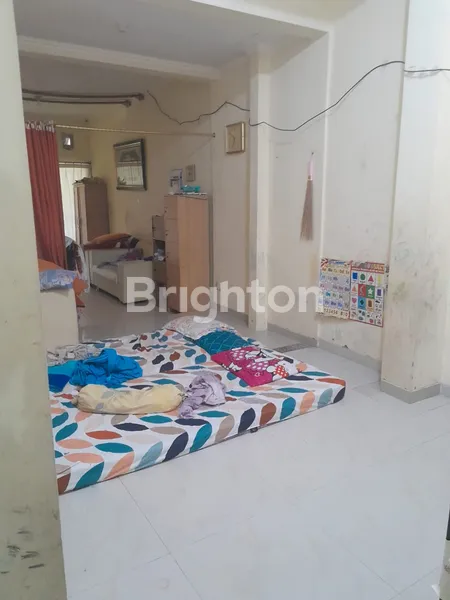 image BUTUH SEGERA LAKU RUMAH 1,5 LANTAI. PERUMAHAN ELIT WISMA MUKTI ROW JALAN 3 MOBIL (7)