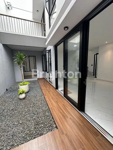 image RUMAH BARU MODERN MINIMALIS BINTARO SEKTOR 3 (4)