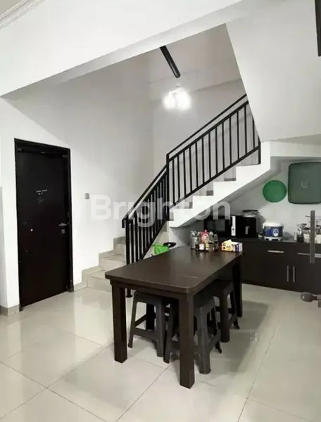 image RUMAH ASRI 2 LANTAI DI KENCANA LOKA, BSD CITY (5)