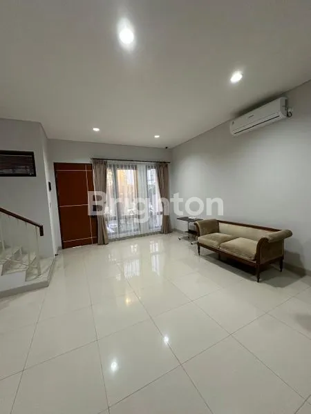 image RUMAH MEWAH DI SENTUL RAYA OLEH PENGEMBANG PALING TERBESAR DI INDONESIA (4)