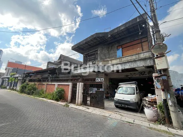 RUMAH GUDANG PUTAT GEDE BARAT