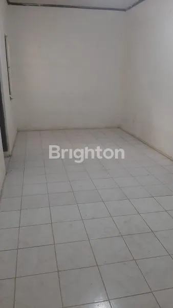 image RUMAH LUAS STRATEGIS DI BENHIL, JAKARTA PUSAT (4)