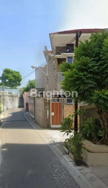 image RUMAH MINIMALIS BELAKANG STADION SRIWEDARI-PENUMPING SOLO (4)