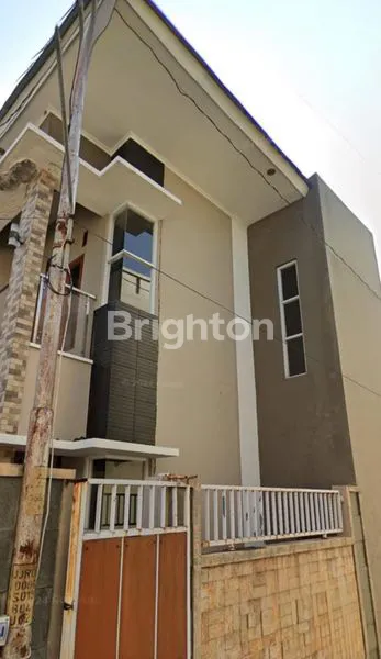 image RUMAH MINIMALIS BELAKANG STADION SRIWEDARI-PENUMPING SOLO (1)