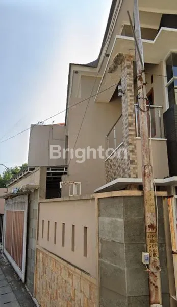 image RUMAH MINIMALIS BELAKANG STADION SRIWEDARI-PENUMPING SOLO (2)