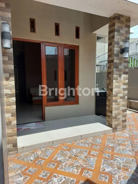 image RUMAH MINIMALIS BELAKANG STADION SRIWEDARI-PENUMPING SOLO (6)