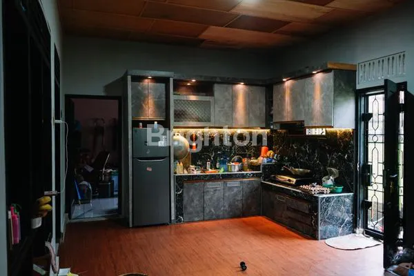 image RUMAH MEWAH DI TENGAH KOTA BINJAI  (3)