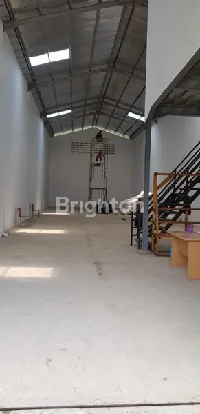 image GUDANG SADANG DI SAYAP TKI DEKAT TOL MARGAASIH DAN TOL KOPO (4)