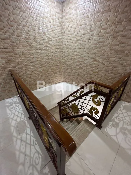 image RUMAH MEWAH 2 LANTAI FULL FURNISH DI PRATAMA RESIDENCE (4)