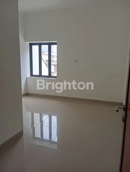 image RUMAH BARU TANJUNG DUREN JAKARTA BARAT 4 LANTAI (6)
