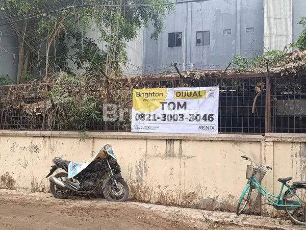 image RUMAH HITUNG TANAH 208M² PREMIUM DI JELAMBAR JAKARTA BARAT (1)