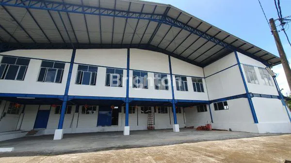 image BANGUNAN EKS PABRIK KONDISI BAGUS SIAP PAKAI, LOKASI STRATEGIS DI CAMPUR REJO BOJA (1)