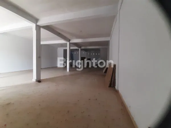 image RUKO MEGAH 3 PINTU,3 LANTAI, LOKASI PREMIUM DI PEKANBARU (5)