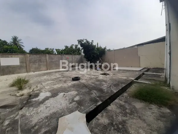 image RUKO MEGAH 3 PINTU,3 LANTAI, LOKASI PREMIUM DI PEKANBARU (7)