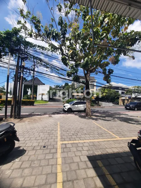 image DISEWAKAN RUKO STRATEGIS DI JL. BATU BELIG (2)