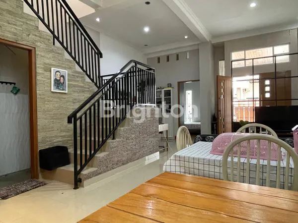 image RUMAH 2 LANTAI SCANDINAVIAN ASRI DI PONDOK BAMBU (3)