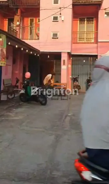 image RUMAH  UNTUK  DAPUR CATERING DI BINTARA BEKASI (2)