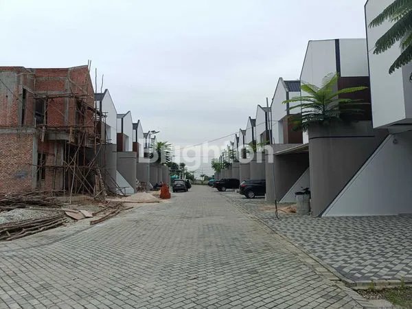 image RUMAH MEWAH RUMBAI, BONUS 4 AC, DP HANYA 8JT (3)