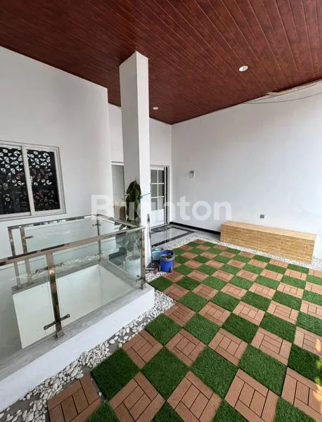 image RUMAH MEWAH 3 LANTAI SEMI-FURNISHED DI PUSPA GADING (3)