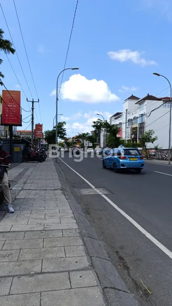 image GUDANG STRATEGIS DI JL. DEWI SRI (3)