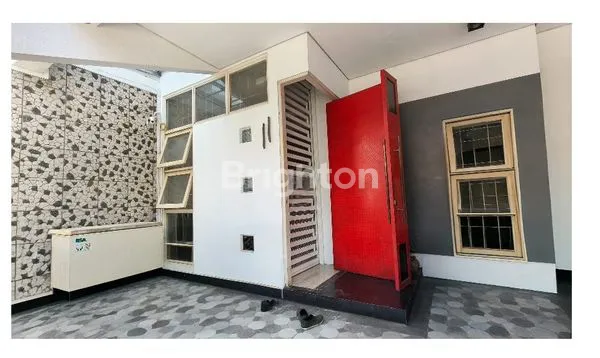 image HUNIAN STRATEGIS JATI PALEM JAKARTA TIMUR (1)