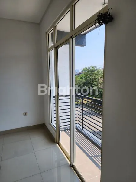 image RUMAH KATAMARAN INDAH PIK 4X12 (8)