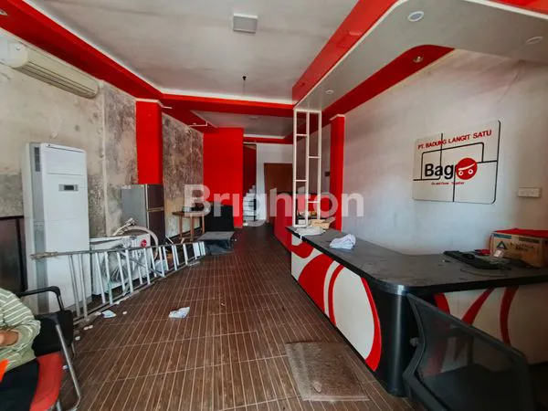 image RUKO LUAS DAN STRATEGIS DI JALAN UTAMA BUDUK MENGWI BADUNG– LOKASI EMAS UNTUK BISNIS ANDA (4)