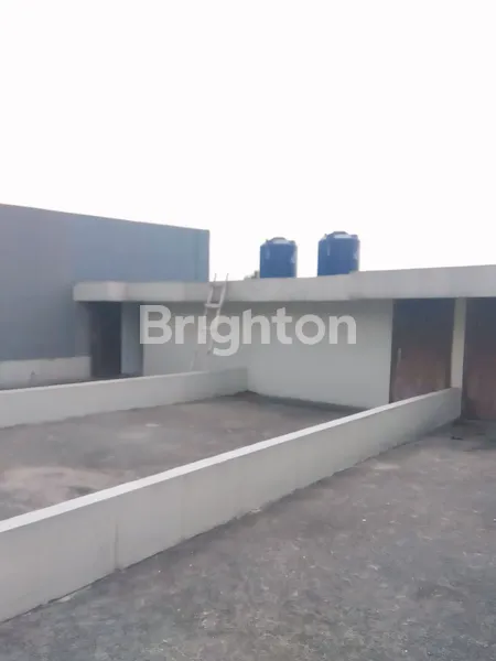 image DI JUAL 3 RUKO DERET 3,5 LANTAI DI KOMPLEK PERGUDANGAN DUTA INDAH SENTOHA TANGERANG (2)