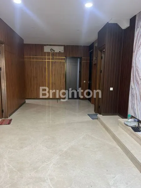 image RUMAH ZORA KANADE BSD TANGERANG SELATAN (5)